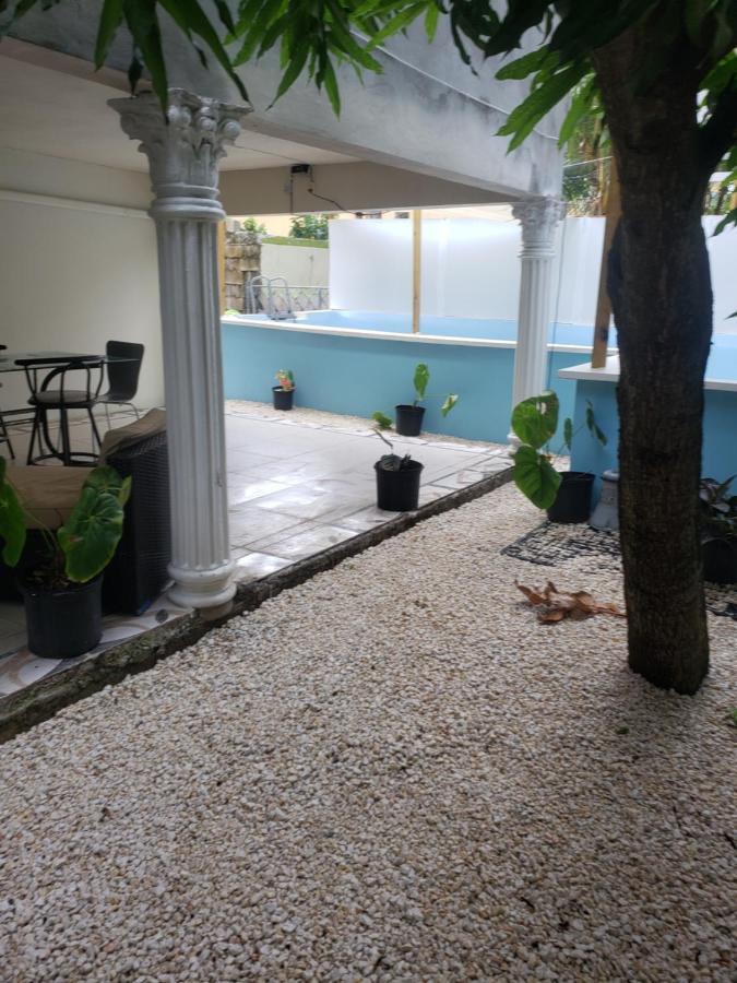 Grace Garden Guesthouse Ocho Rios Esterno foto